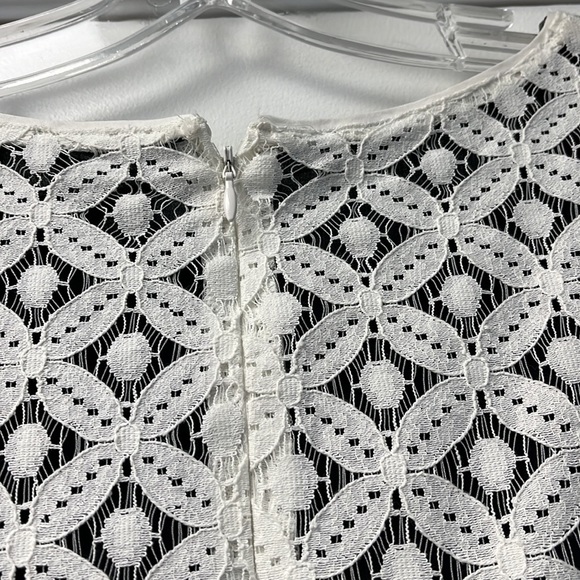 Apt. 9 Women’s Off White Lace Overlay Black Sleeveless Dress- size XL - Picture 4 of 7